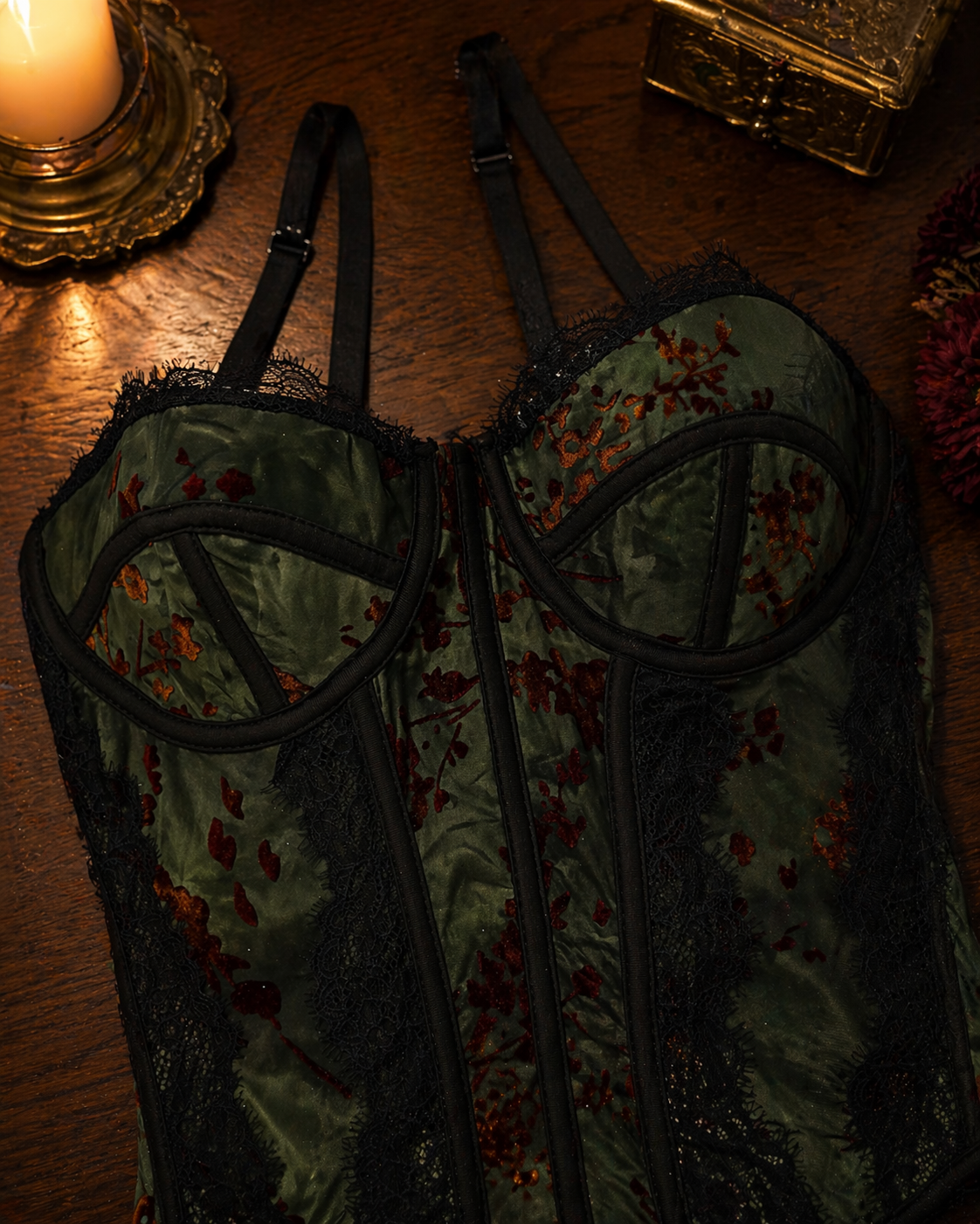 The Terrasen Queen Party Corset